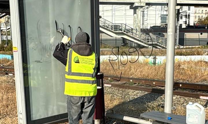 Сегодня во Владивостоке: промывка ливнёвок, дорожные работы, установка дорожных знаков, ремонт элементов ограждений, демонтаж объектов и санитарная уборка Сегодня во Владивостоке: промывка ливнёвок, дорожные работы, установка дорожных знаков, ремонт элементов ограждений, демонтаж объектов и санитарная уборка