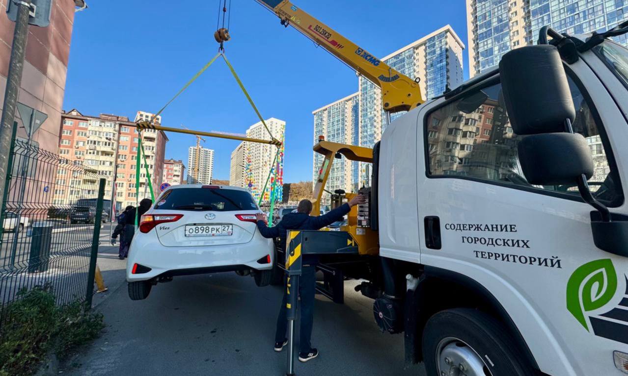 Созданная на базе предприятия «Содержание городских территорий» муниципальная служба эвакуации продолжает работу по наведению порядка на улицах города Созданная на базе предприятия «Содержание городских территорий» муниципальная служба эвакуации продолжает работу по наведению порядка на улицах города