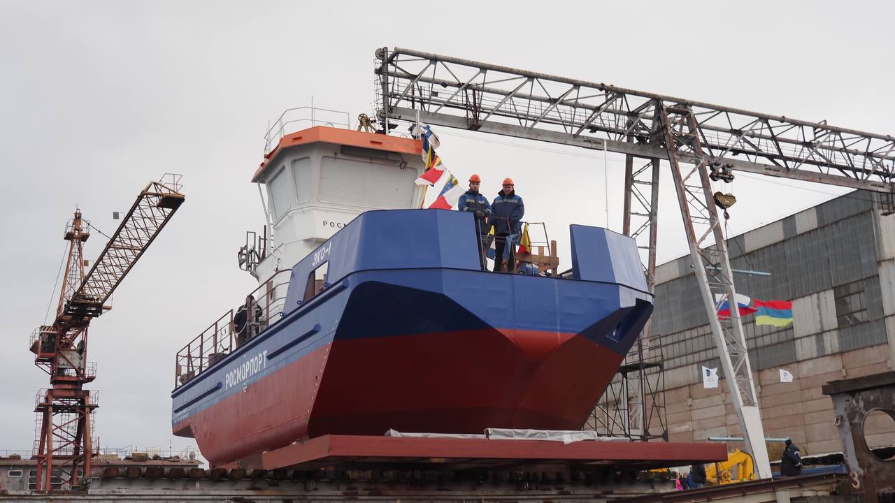 «Первый, первый, я второй» «Первый, первый, я второй»