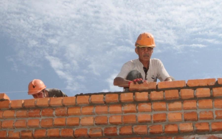 Рабочий патент для мигрантов подорожает в Приморье с 2026 года