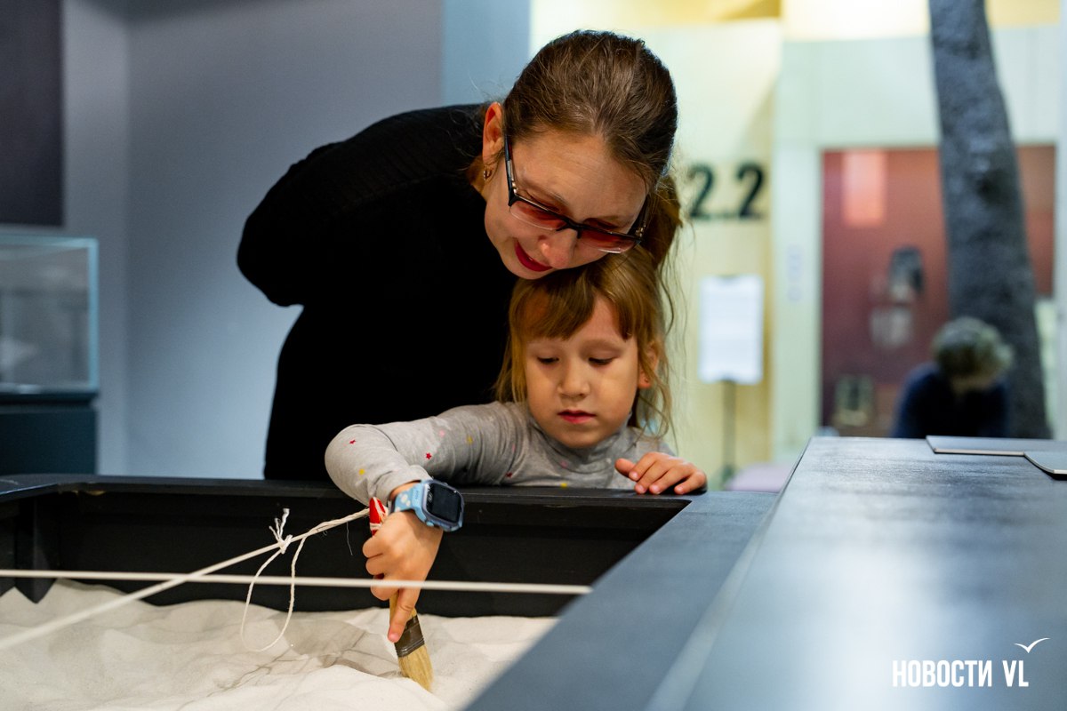 Без гуляний и ярких торжеств отметили в этом году «Ночь искусств» во Владивостоке Без гуляний и ярких торжеств отметили в этом году «Ночь искусств» во Владивостоке