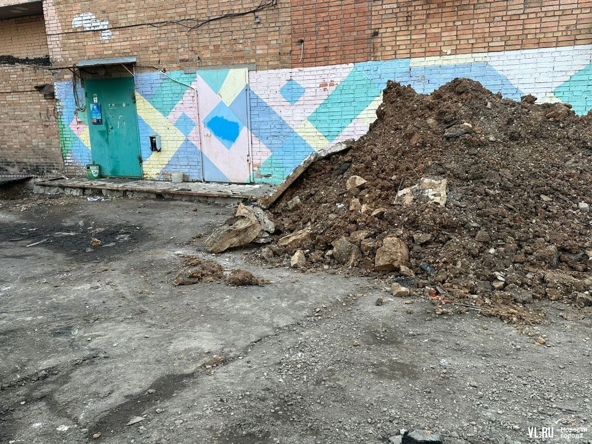 В доме на Океанском проспекте всё ещё ждут старта отопительного сезона при +11 °C в квартирах В доме на Океанском проспекте всё ещё ждут старта отопительного сезона при +11 °C в квартирах