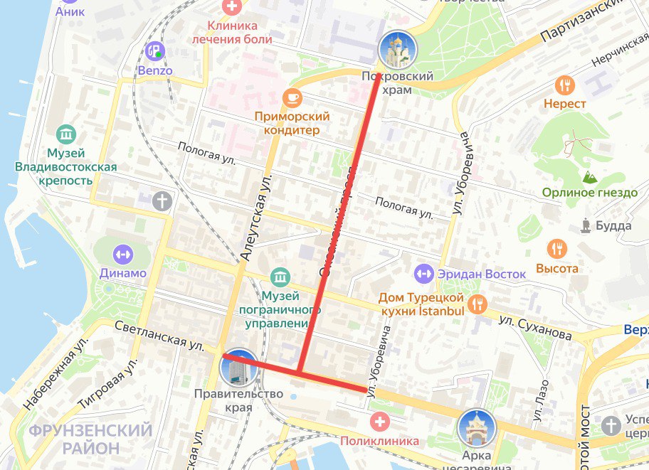 Для крестного хода, напомним, движение и парковку автомобилей ограничат с 11:30 до 13:00 на Светланской от Алеутской до Уборевича и на Океанском проспекте от Покровского парка до Светланской