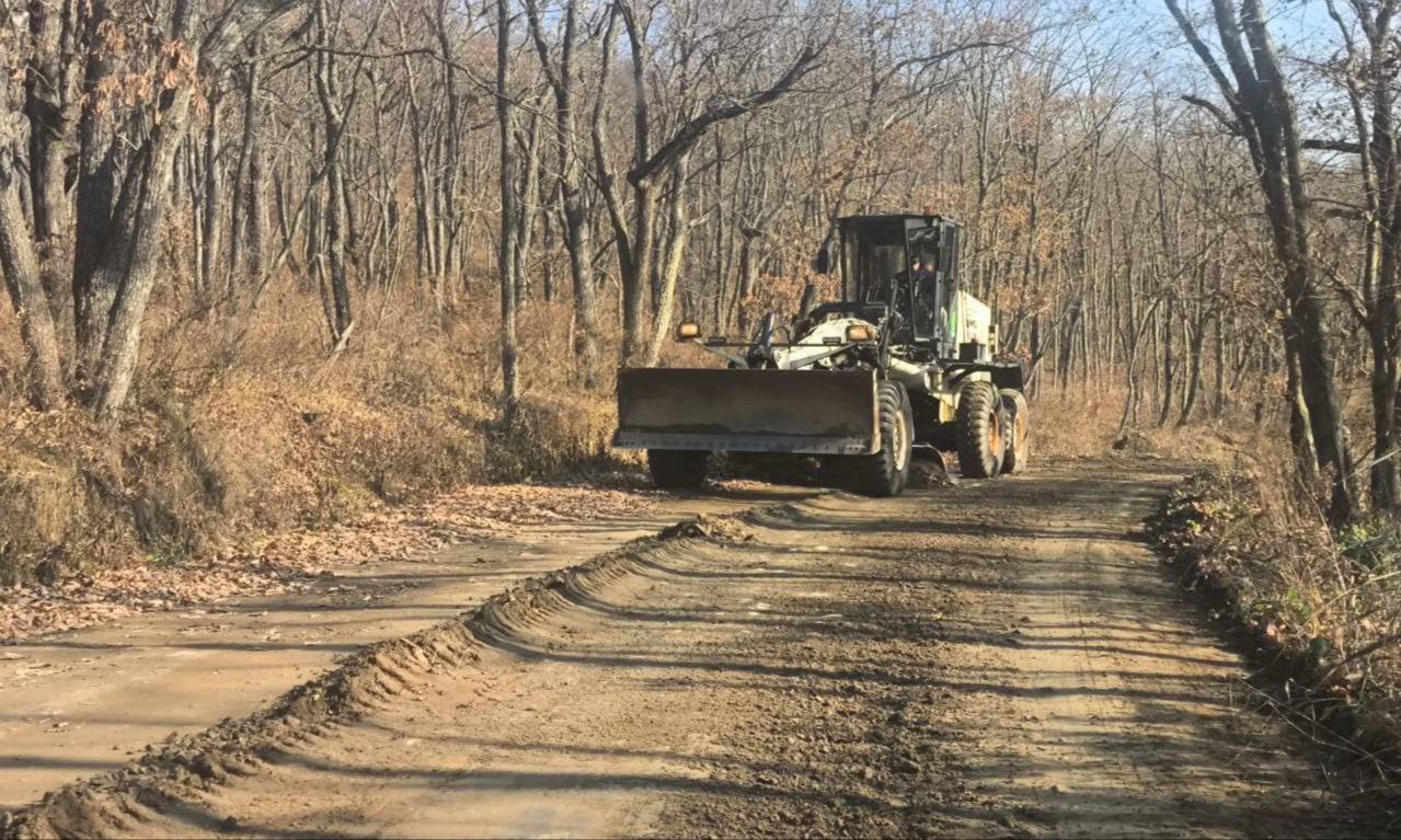 Сегодня во Владивостоке: промывка ливнёвок, установка дорожных знаков и санитарная уборка в районах города Сегодня во Владивостоке: промывка ливнёвок, установка дорожных знаков и санитарная уборка в районах города