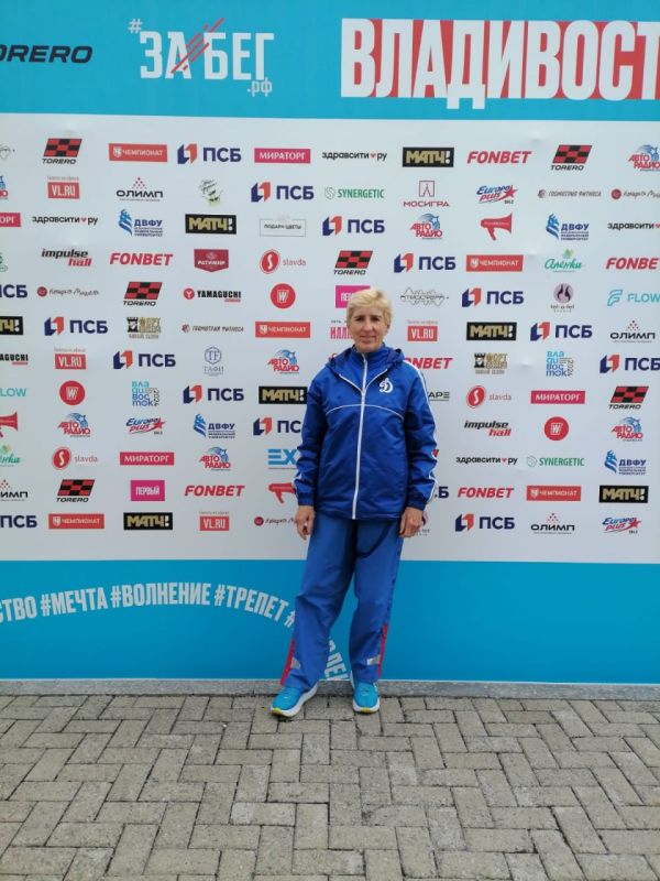 4 ноября отмечает день рождения ветеран приморского спорта, мастер спорта, призер Европейских игр среди спортсменов старше 35 лет Ольга Козырева 4 ноября отмечает день рождения ветеран приморского спорта, мастер спорта, призер Европейских игр среди спортсменов старше 35 лет Ольга Козырева