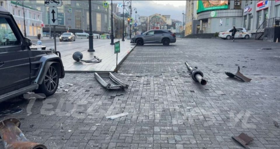       Toyota Mark II   Mercedes Gelandewagen