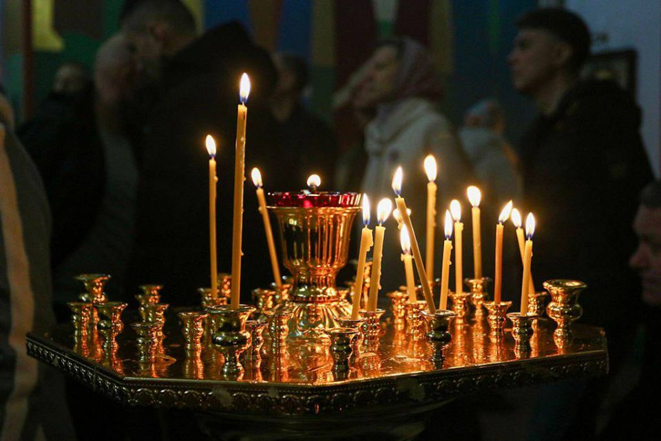 Сегодня в Находке состоялся Крестный ход в честь Дня Казанской иконы Божией Матери и Дня народного единства, который объединил более тысячи участников Сегодня в Находке состоялся Крестный ход в честь Дня Казанской иконы Божией Матери и Дня народного единства, который объединил более тысячи участников