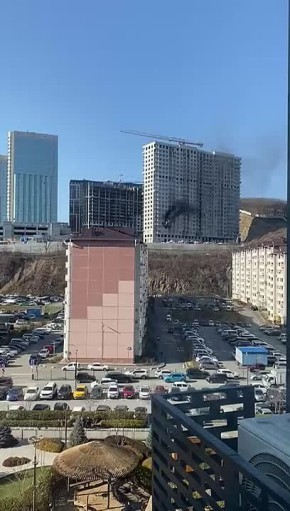 На Нейбута пожар в строящемся доме