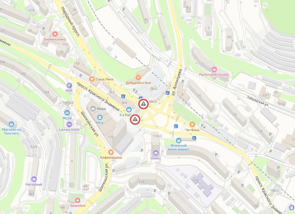 Читатель сообщают, что с субботы и до сих пор в районе кольца 3-й Рабочей не работают светофоры