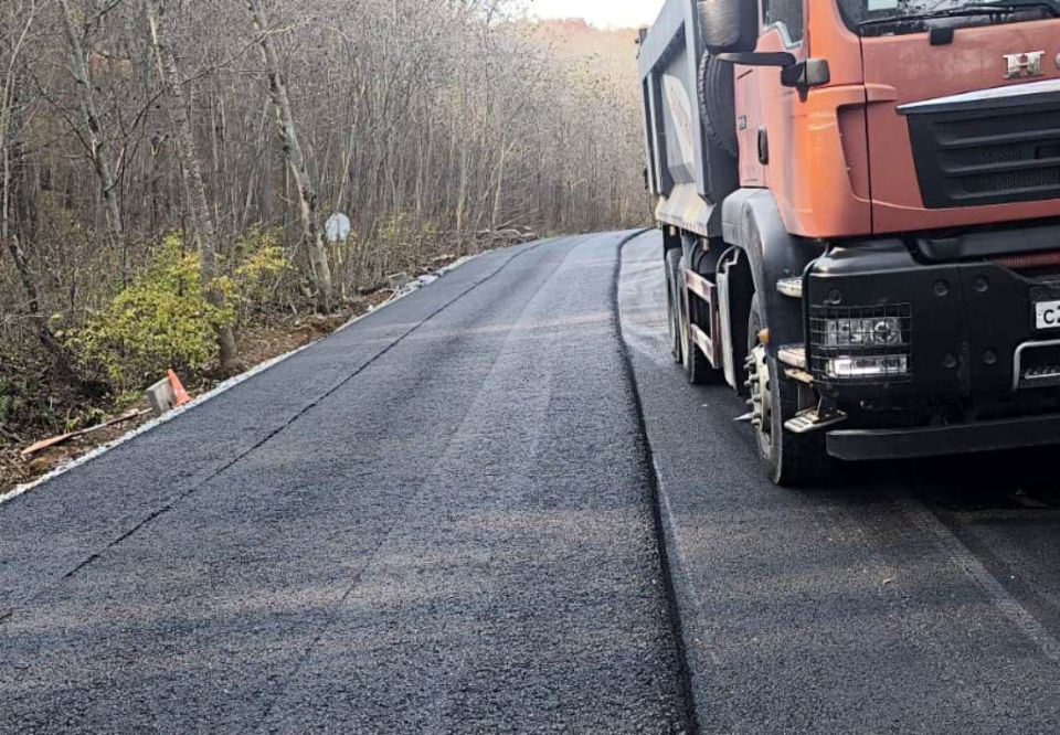 Константин Шестаков: Во Владивостоке продолжают большие стройки дорог Константин Шестаков: Во Владивостоке продолжают большие стройки дорог