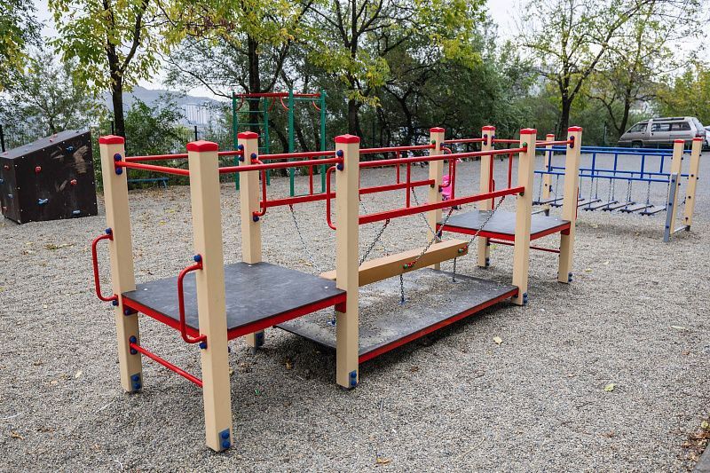 Новые детские и спортивные площадки устанавливают во Владивостоке благодаря ТОС Новые детские и спортивные площадки устанавливают во Владивостоке благодаря ТОС