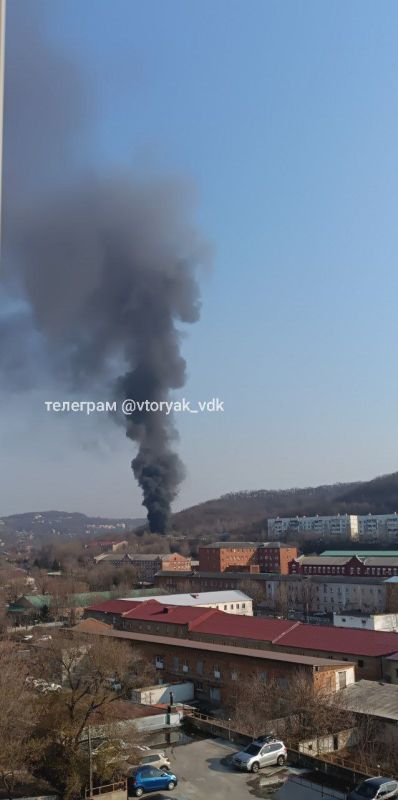 В районе Давыдова заметили столб дыма В районе Давыдова заметили столб дыма