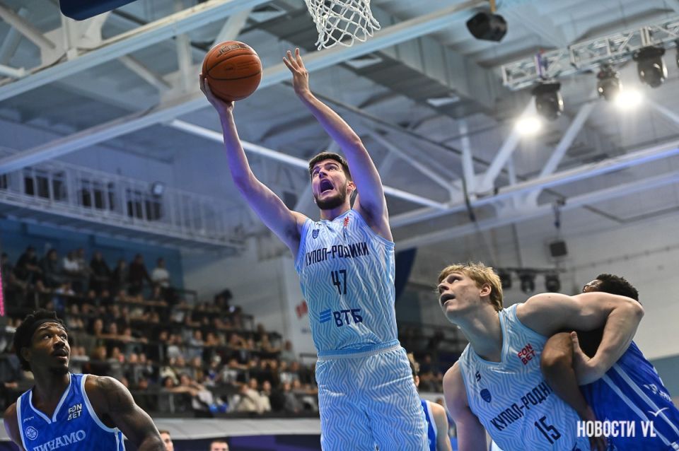 Есть первая «сотня»: приморское «Динамо» разгромило «Купол-Родники» во Владивостоке Есть первая «сотня»: приморское «Динамо» разгромило «Купол-Родники» во Владивостоке