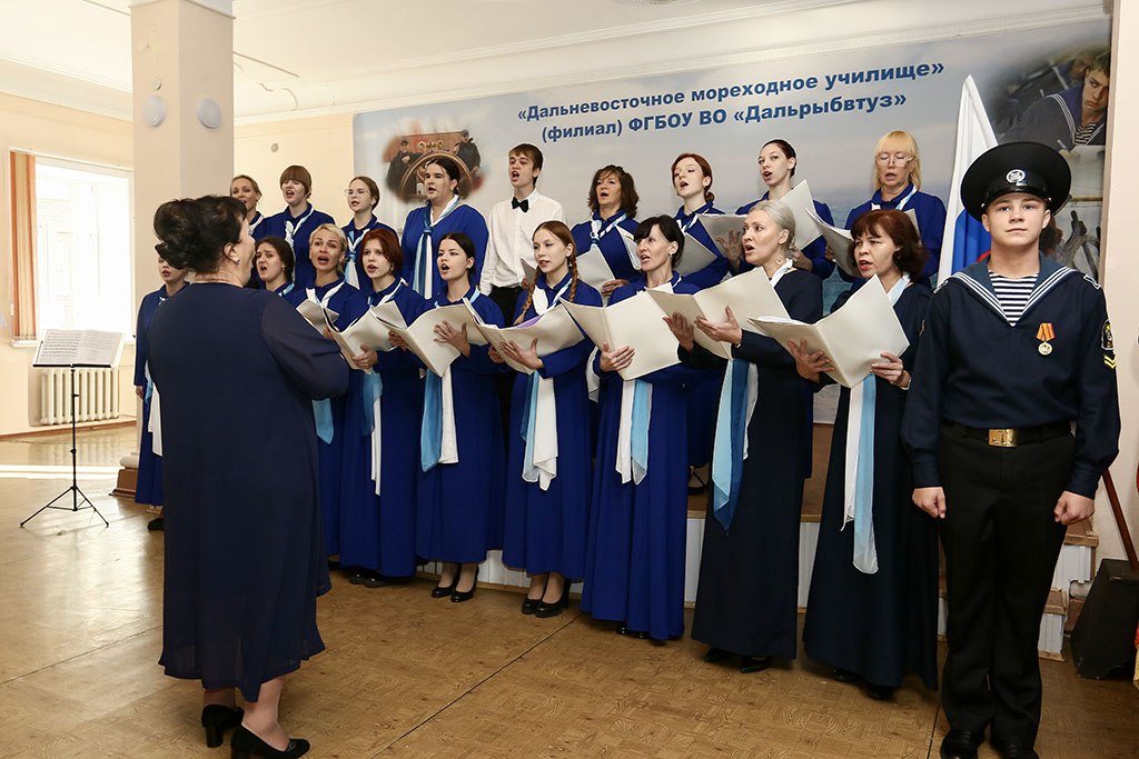 Старт в профессию: почти 300 первокурсников посвятили в студенты и курсанты ДМУ Старт в профессию: почти 300 первокурсников посвятили в студенты и курсанты ДМУ