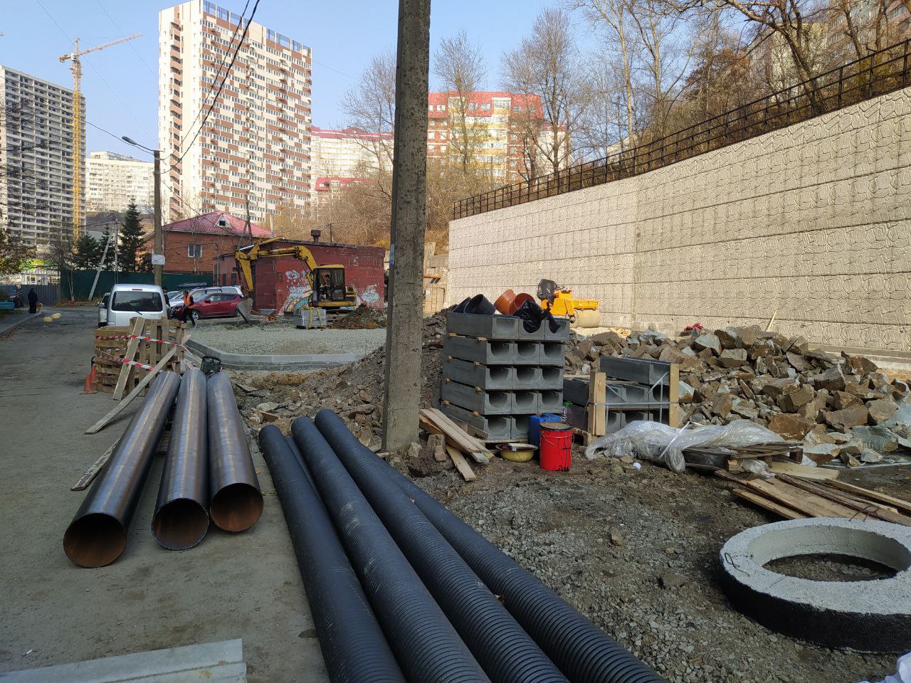 В этом году во Владивостоке восстановили 17 подпорных стен В этом году во Владивостоке восстановили 17 подпорных стен