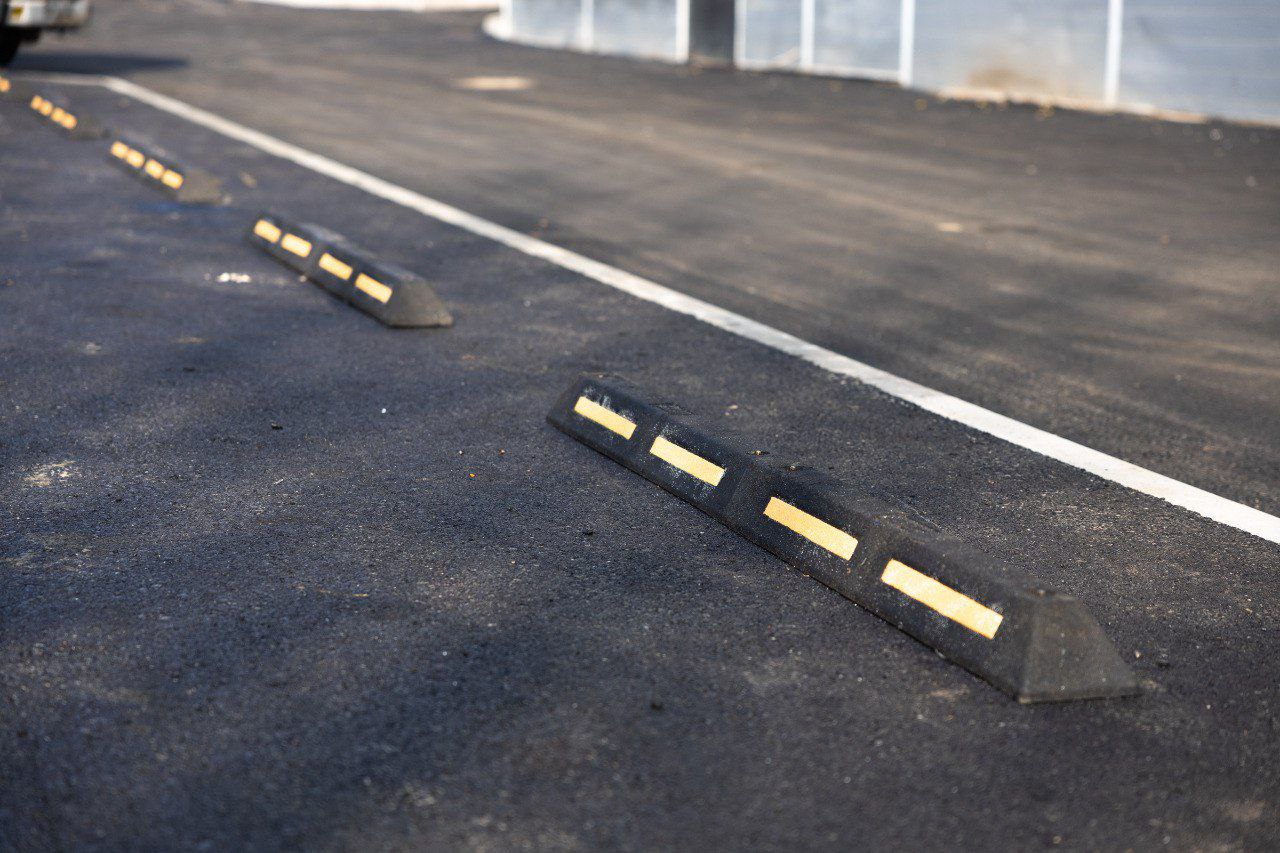 Константин Шестаков: Новый асфальт уложен во дворе дома № 18а на Черёмуховой Константин Шестаков: Новый асфальт уложен во дворе дома № 18а на Черёмуховой