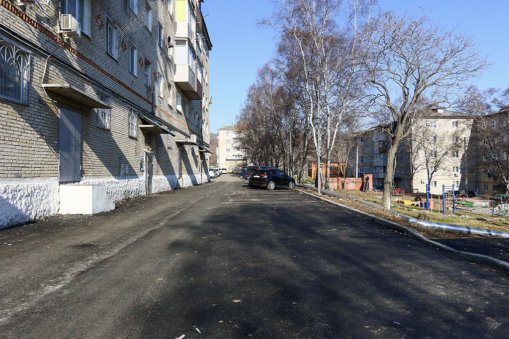 Общественные наблюдатели оценили ход благоустройства дворов в Находке Общественные наблюдатели оценили ход благоустройства дворов в Находке