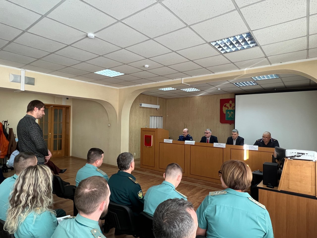 В Уссурийске обсудили растущий поток автомобилей В Уссурийске обсудили растущий поток автомобилей