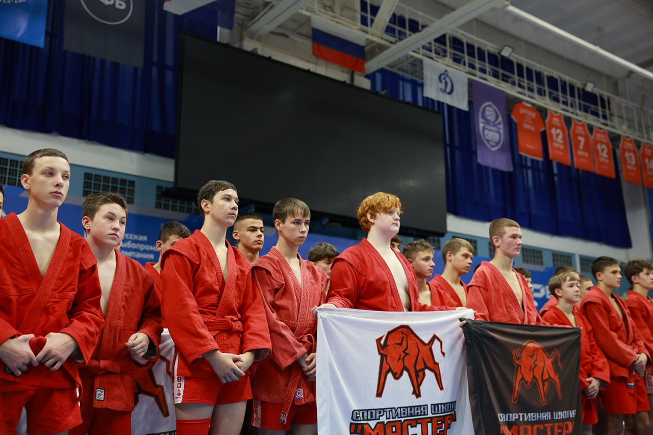 Во Владивостоке в спортивном комплексе «Олимпиец» стартовали чемпионат и первенство Приморского края по самбо и боевому самбо! На ковры вышли более 300 спортсменов из разных муниципалитетов региона – юноши и девушки, юниоры... Во Владивостоке в спортивном комплексе «Олимпиец» стартовали чемпионат и первенство Приморского края по самбо и боевому самбо! На ковры вышли более 300 спортсменов из разных муниципалитетов региона – юноши и девушки, юниоры...