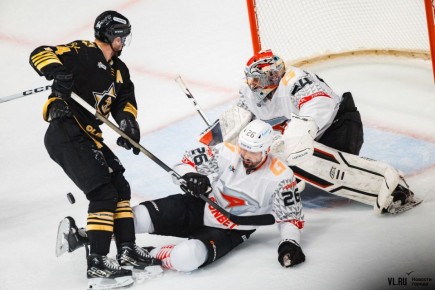 300 побед в КХЛ: «Адмирал» обыграл «Авангард» во Владивостоке