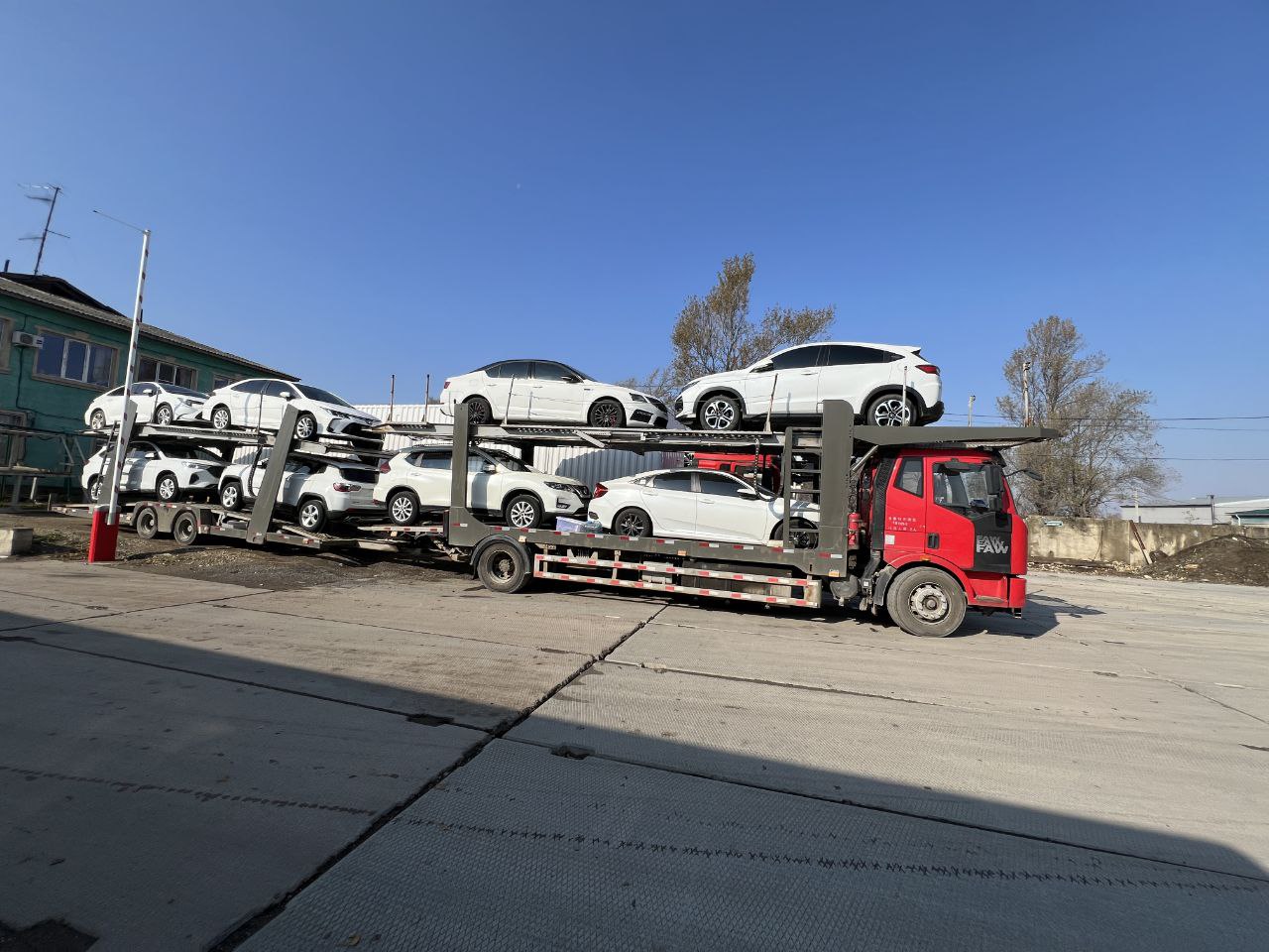 Уссурийская таможня сообщает о текущей ситуации по оформлению легковых автомобилей Уссурийская таможня сообщает о текущей ситуации по оформлению легковых автомобилей