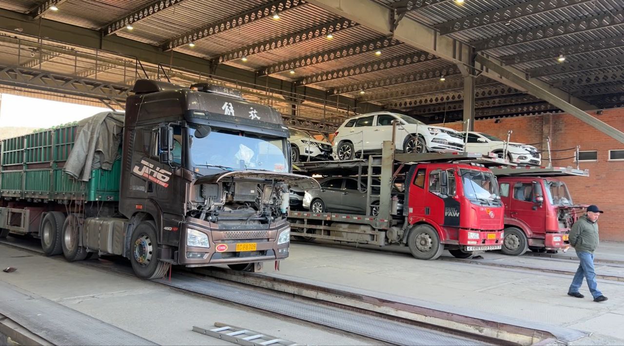 Уссурийская таможня сообщает о текущей ситуации по оформлению легковых автомобилей Уссурийская таможня сообщает о текущей ситуации по оформлению легковых автомобилей