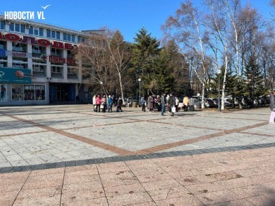 В воскресенье, 9 ноября, возле Дома молодёжи во Владивостоке планировали провести митинг против повышения утильсбора