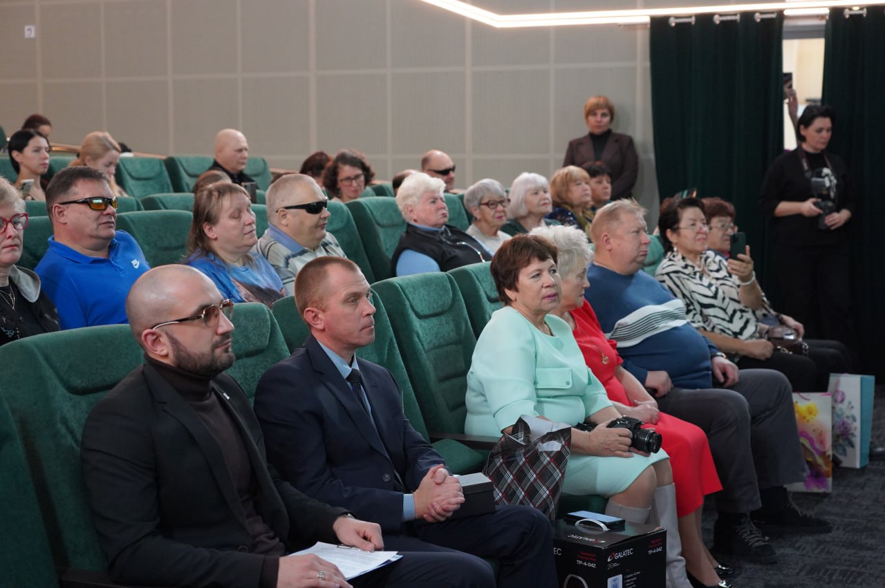 Евгений Корж: Сегодня поздравили со 100-летним юбилеем Всероссийского общества слепых и 92-х летием нашу Уссурийскую межрайонную организацию Всероссийского общества слепых