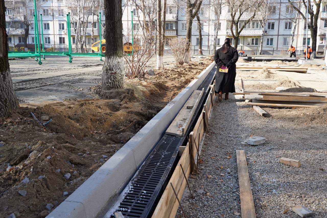 Обновленные здания для детей: в округе продолжаются ремонты образовательных учреждений Обновленные здания для детей: в округе продолжаются ремонты образовательных учреждений