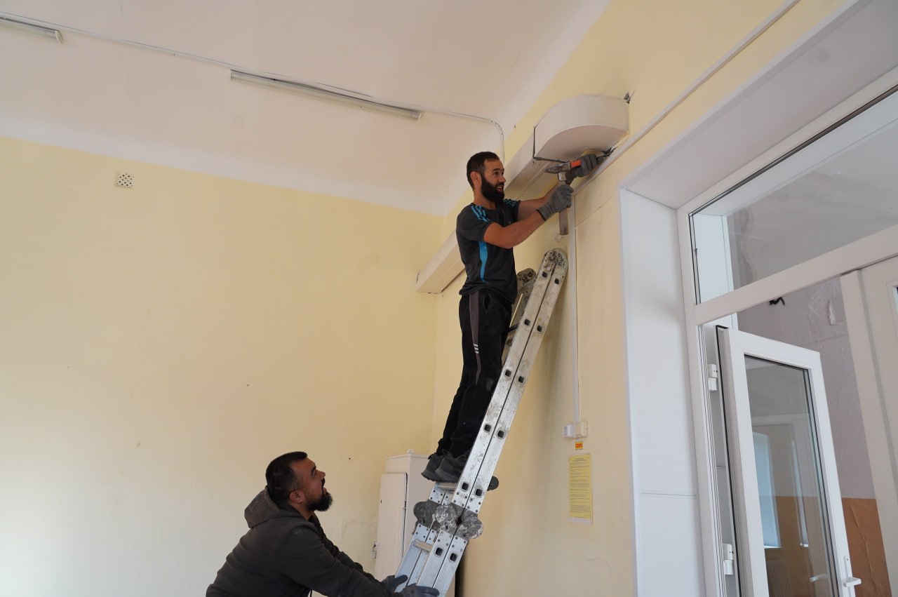 Обновленные здания для детей: в округе продолжаются ремонты образовательных учреждений Обновленные здания для детей: в округе продолжаются ремонты образовательных учреждений