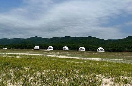 В Приморье бизнесу компенсируют до 10 млн рублей за благоустройство туристических территорий — пляжей и придорожных сервисов