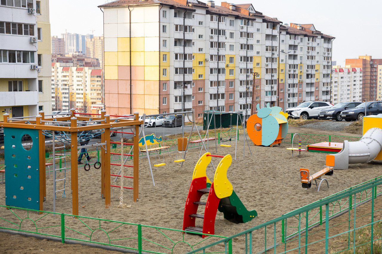 Константин Шестаков: Сегодня вместе с губернатором Олегом Кожемяко проверили, как выполнены работы в Снеговой Пади Константин Шестаков: Сегодня вместе с губернатором Олегом Кожемяко проверили, как выполнены работы в Снеговой Пади