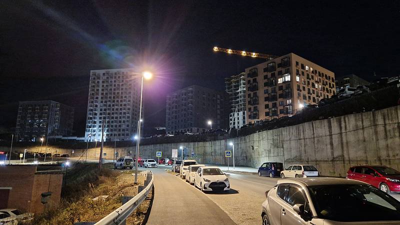 Компания-подрядчик, проводившая строительство улично-дорожной сети в микрорайоне Патрокл, накануне приступила к пуско-наладочным работам на сетях уличного освещения Компания-подрядчик, проводившая строительство улично-дорожной сети в микрорайоне Патрокл, накануне приступила к пуско-наладочным работам на сетях уличного освещения