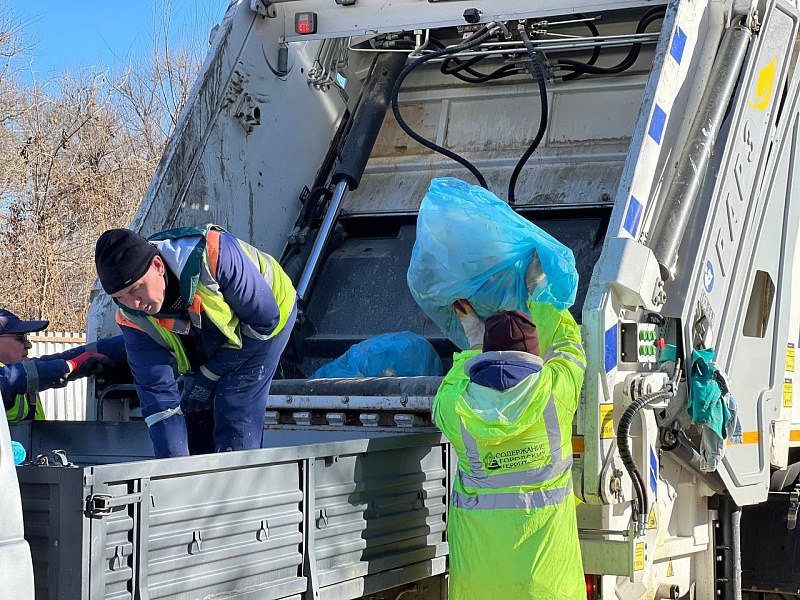 Порядка 430 тонн мусора вывезли с муниципальных площадок ТКО с начала ноября Порядка 430 тонн мусора вывезли с муниципальных площадок ТКО с начала ноября