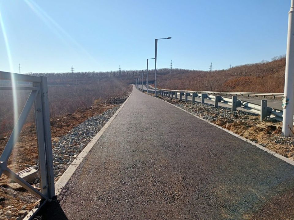 На Русском острове заасфальтировали новый участок велодорожки