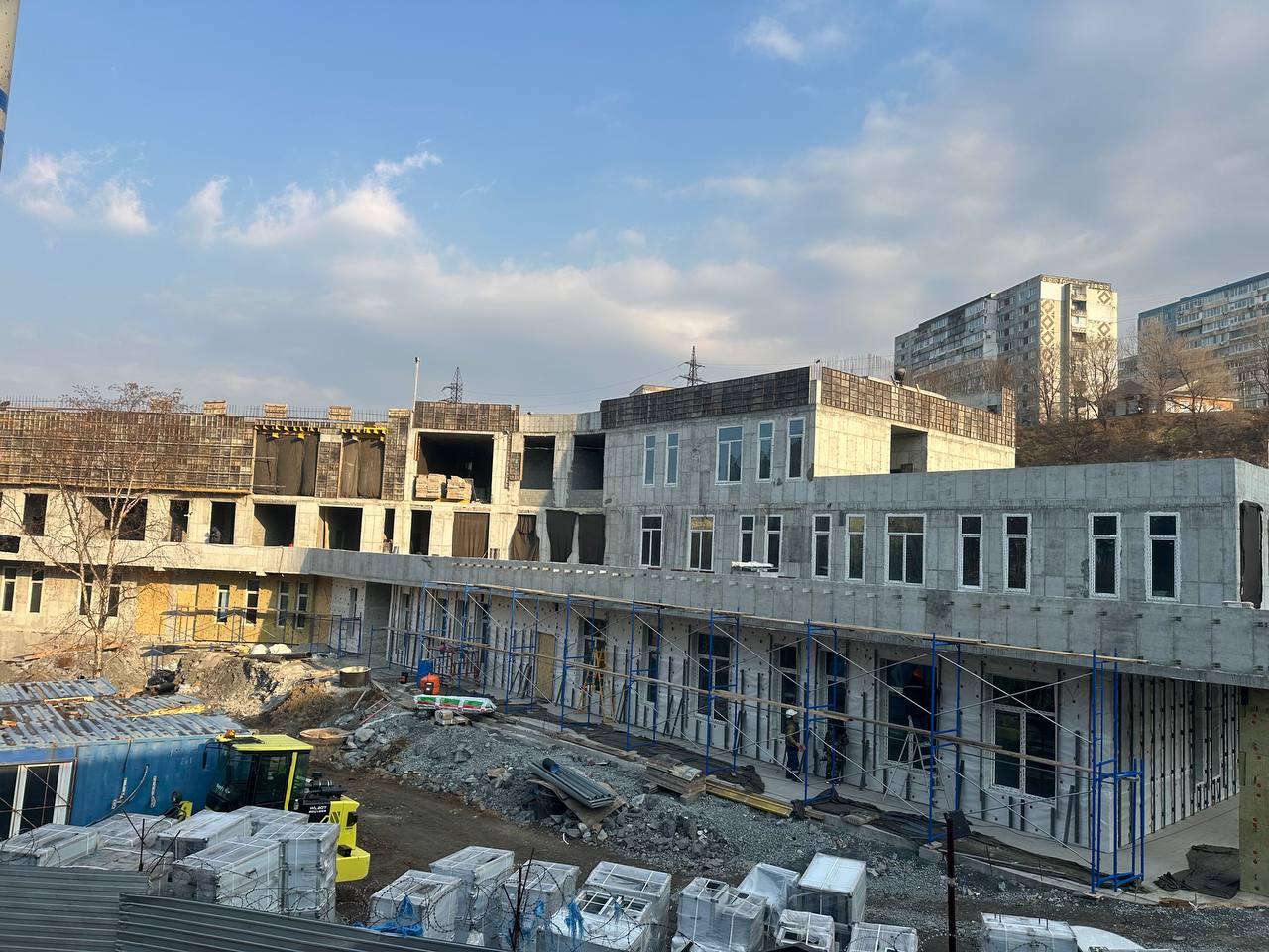 Во Владивостоке строят новую современную детскую поликлинику