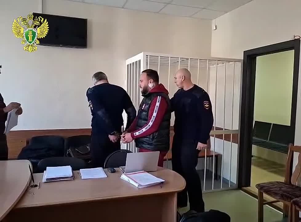 Мошенники обманули 20 военнослужащих, среди которых участники СВО, на сумму около 10 млн в Приморье — региональная прокуратура