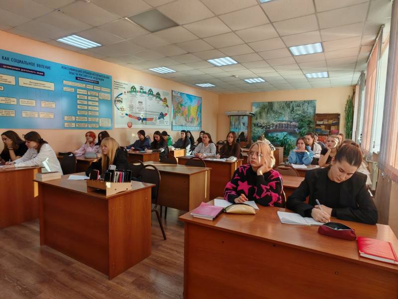 О тонкостях работы участкового уполномоченного полиции узнали учащиеся Дальневосточного технического колледжа О тонкостях работы участкового уполномоченного полиции узнали учащиеся Дальневосточного технического колледжа