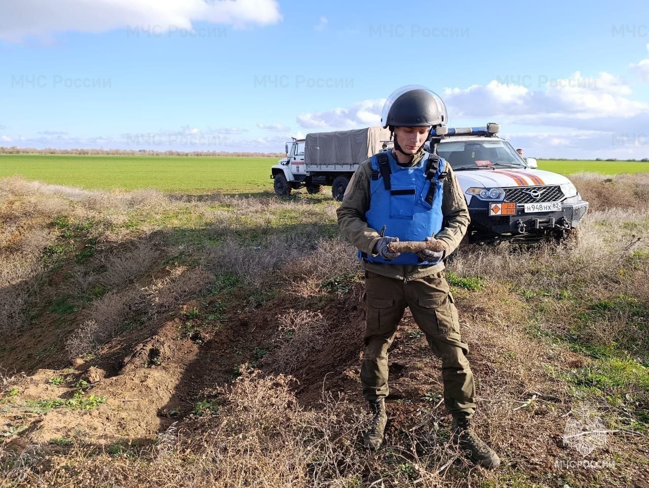 В Керчи и Джанкое обезвредили взрывоопасные находки В Керчи и Джанкое обезвредили взрывоопасные находки