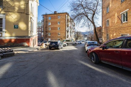 Во Владивостоке заасфальтровали территории, где ранее ремонтировали теплосети