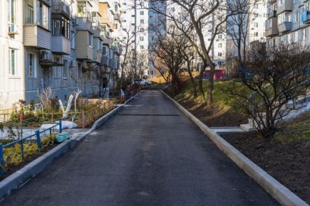 Константин Шестаков: Ещё один двор Владивостока преобразился по федеральной программе