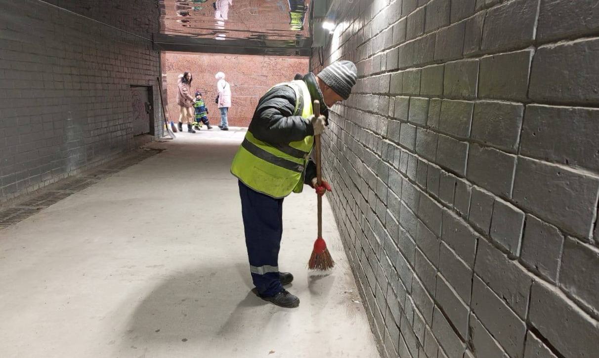 Сегодня во Владивостоке: промывка ливнёвок, демонтаж, дорожные и санитарные работы Сегодня во Владивостоке: промывка ливнёвок, демонтаж, дорожные и санитарные работы