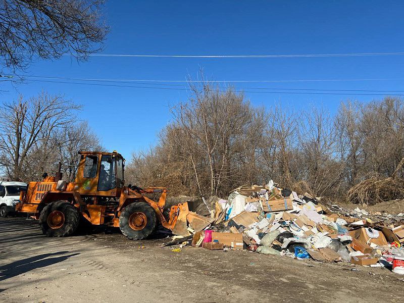 С начала ноября с муниципальных контейнерных площадок Советского района Владивостока вывезено около 430 тонн мусора