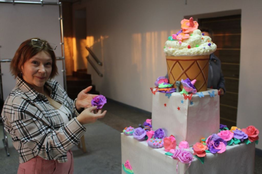 Празднование дня рождения Деда Мороза прошло в Доме культуры поселка Врангель Празднование дня рождения Деда Мороза прошло в Доме культуры поселка Врангель