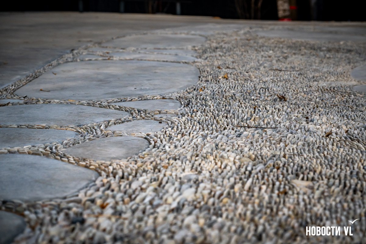 На Второй Речке появился новый сквер около автобусной остановки «Парк Победы» На Второй Речке появился новый сквер около автобусной остановки «Парк Победы»