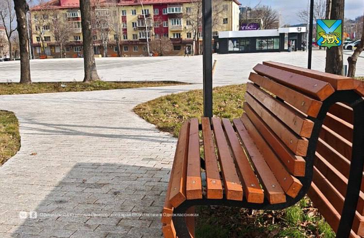 Завершился новый этап благоустройства главной площади Артёма Завершился новый этап благоустройства главной площади Артёма