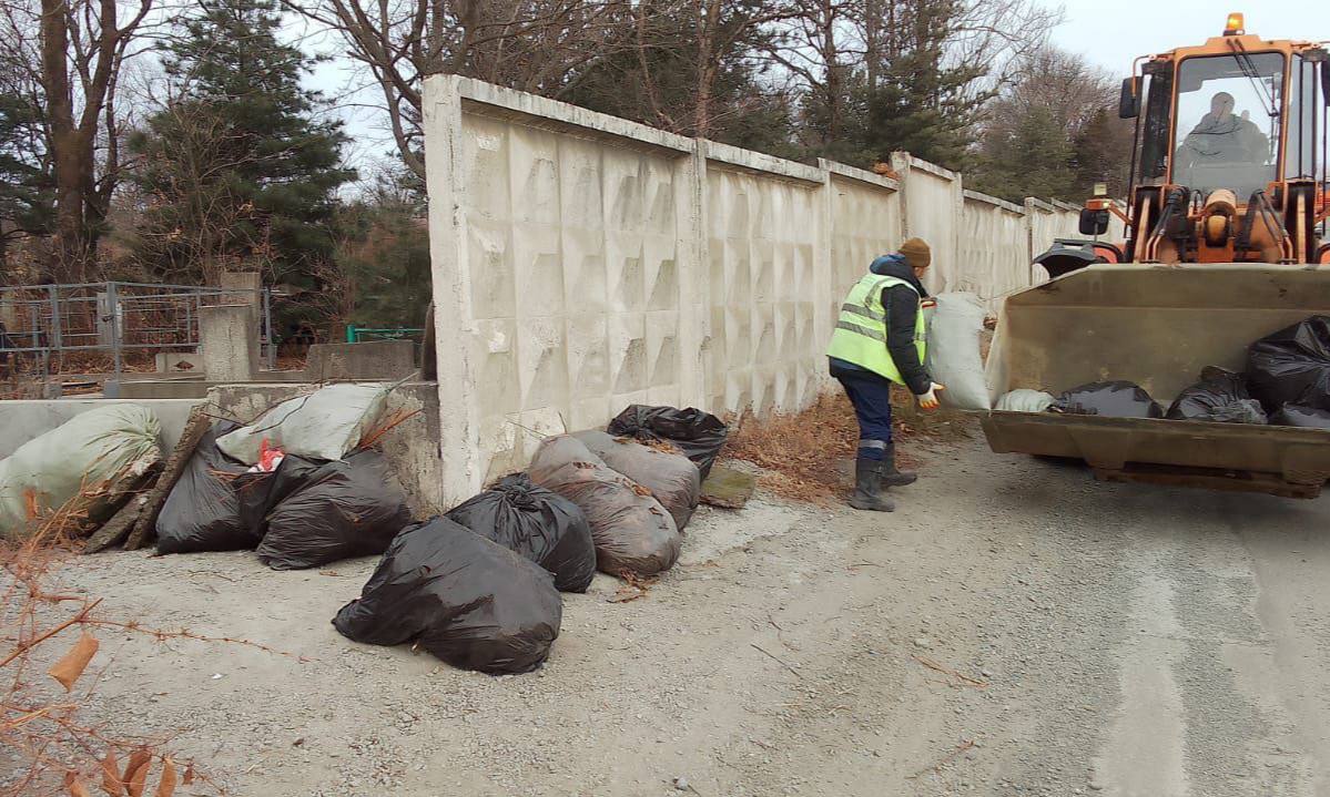 Сегодня во Владивостоке: промывка ливнёвок, демонтаж, дорожные и санитарные работы Сегодня во Владивостоке: промывка ливнёвок, демонтаж, дорожные и санитарные работы