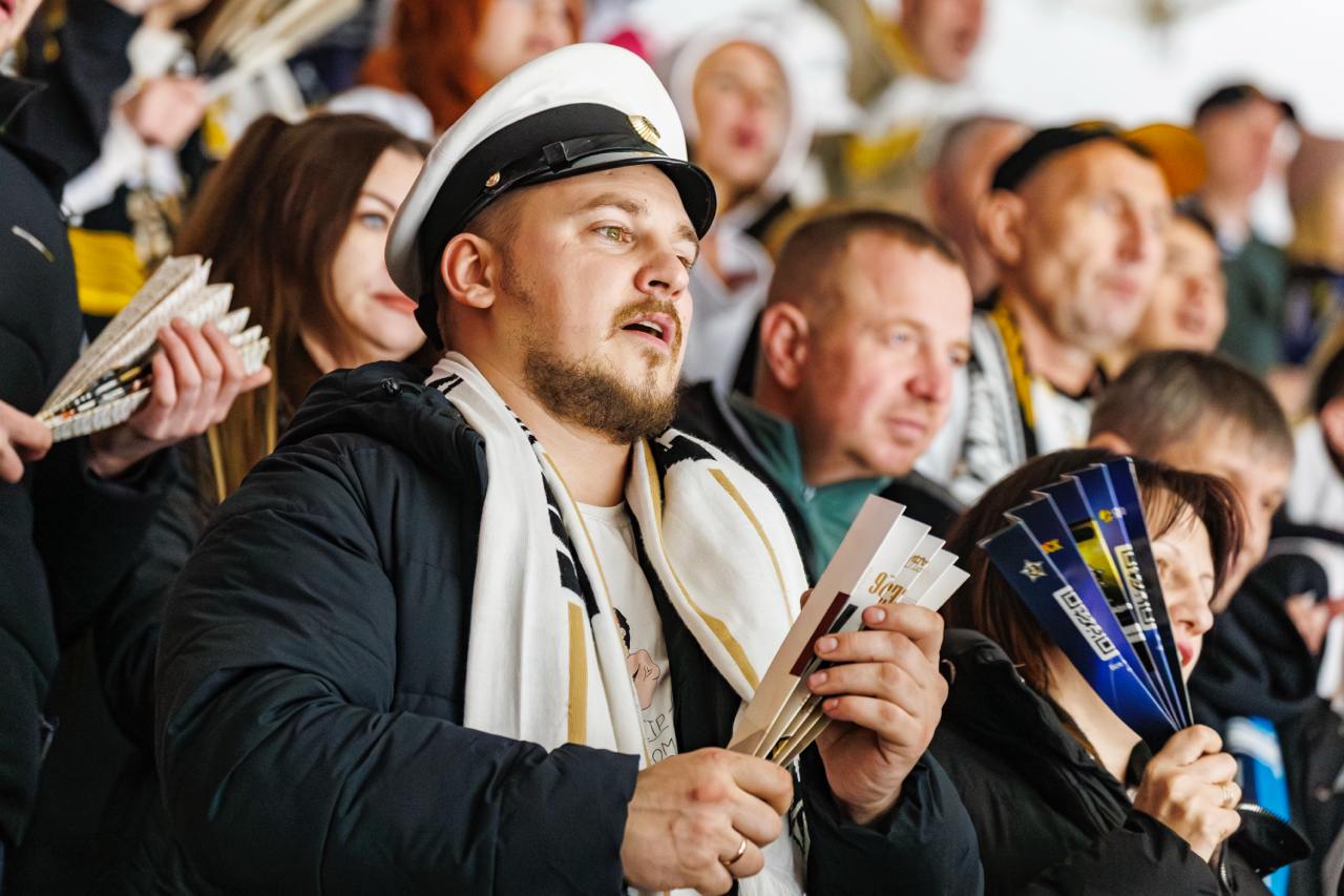 «Характер решает»: дубль Гутика принёс «Адмиралу» крупную победу над «Амуром» в Хабаровске «Характер решает»: дубль Гутика принёс «Адмиралу» крупную победу над «Амуром» в Хабаровске