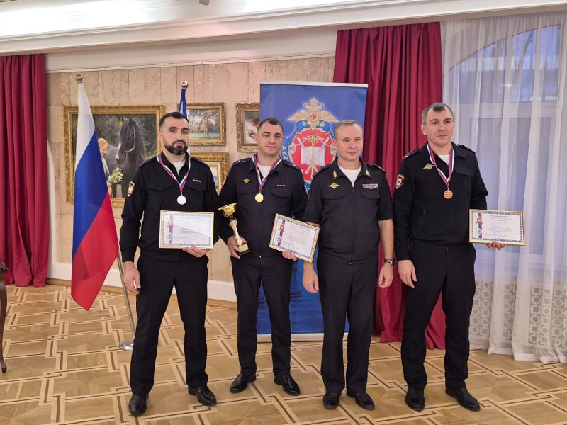 Подполковник полиции Роман Ковалев из Приморья среди призеров шахматного турнира Академии управления МВД России Подполковник полиции Роман Ковалев из Приморья среди призеров шахматного турнира Академии управления МВД России