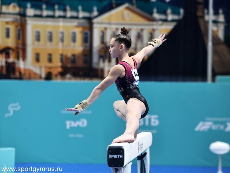 Гимнастка из Владивостока взяла серебро на первенстве России Гимнастка из Владивостока взяла серебро на первенстве России